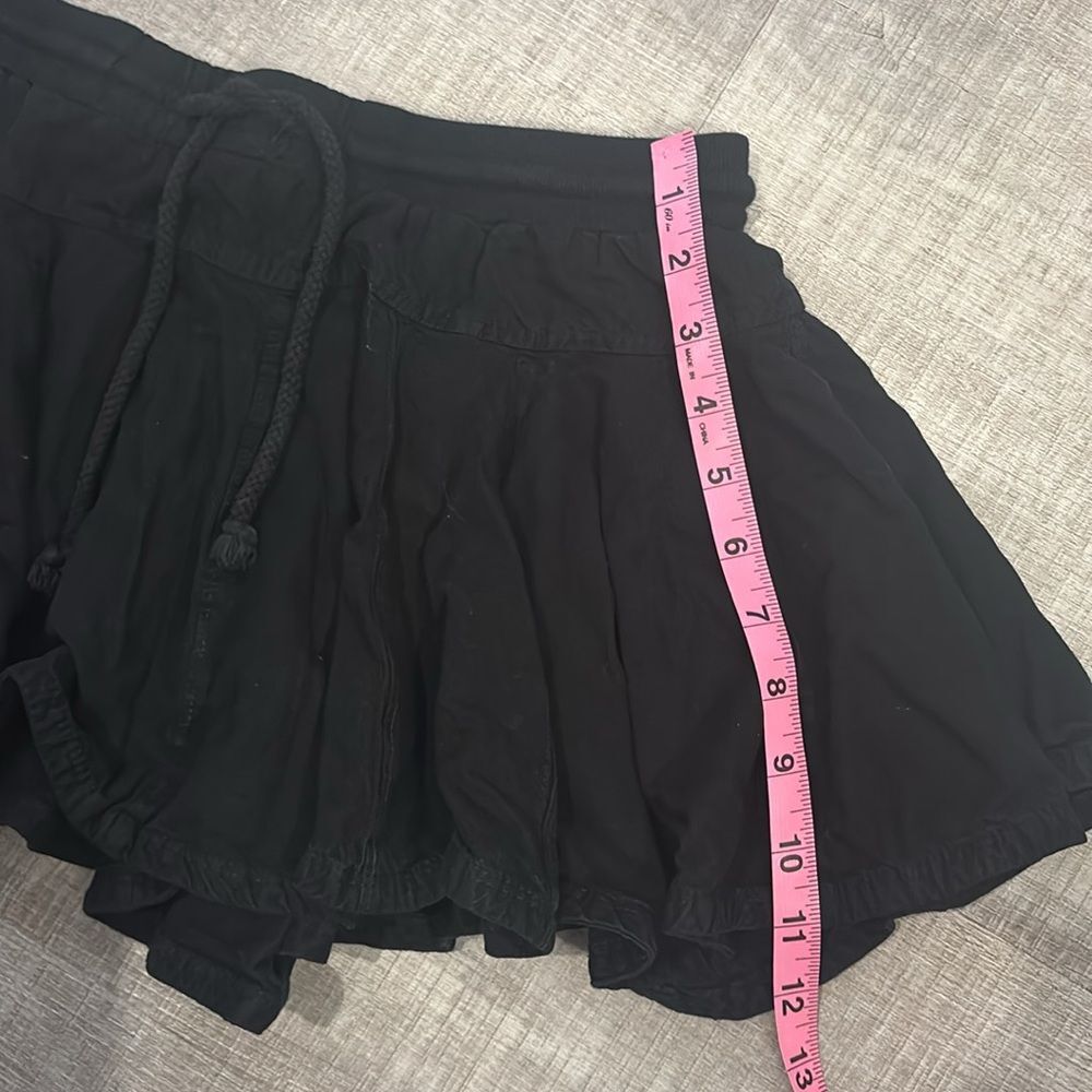 Anthropologie daily practice black skirt - Picture 7 of 7